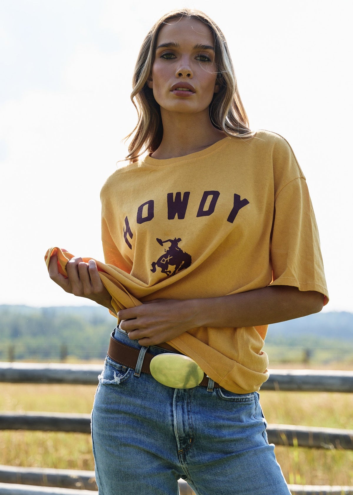 Howdy Gold & Burgundy | Howdy Tee