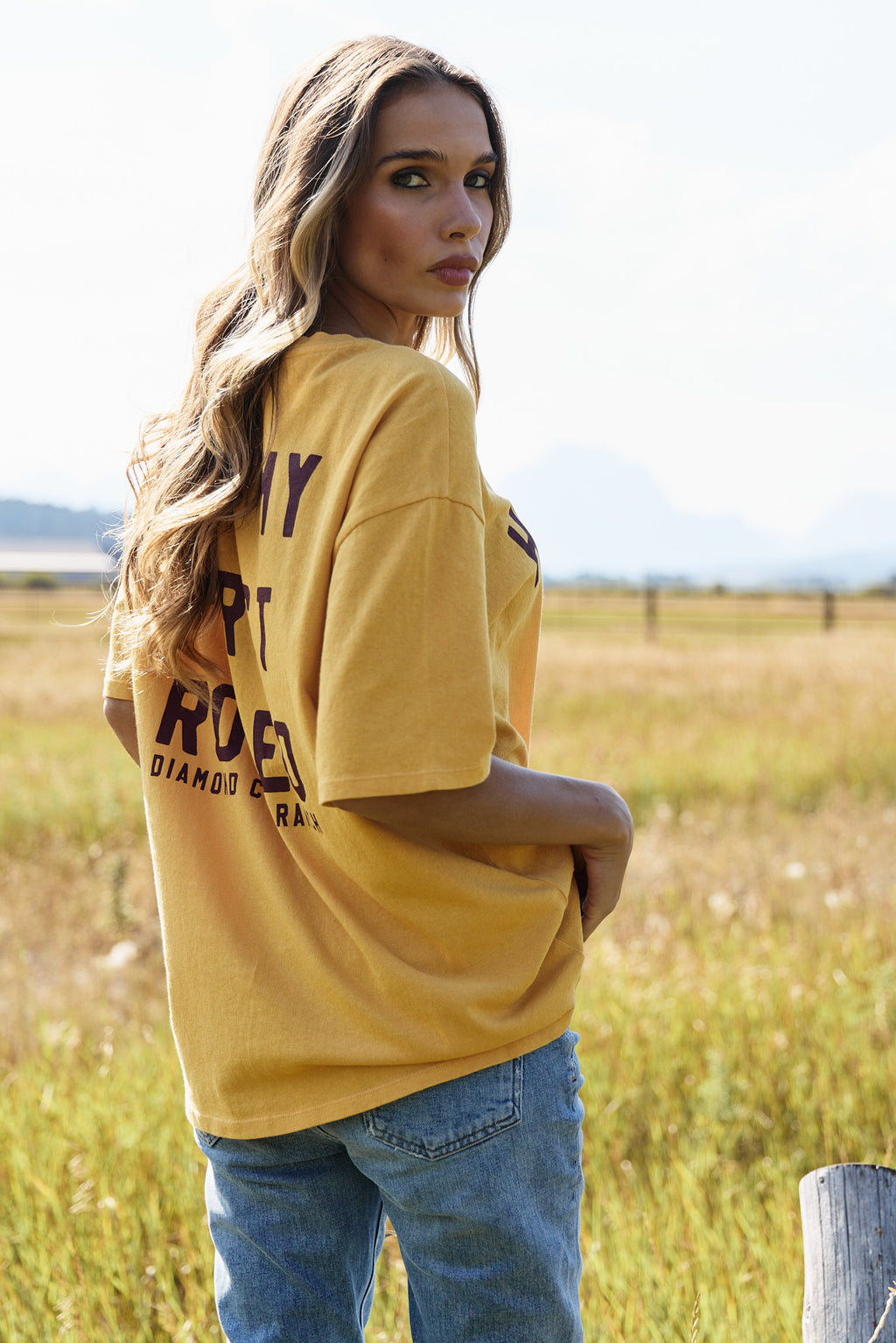 Howdy Gold & Burgundy | Howdy Tee