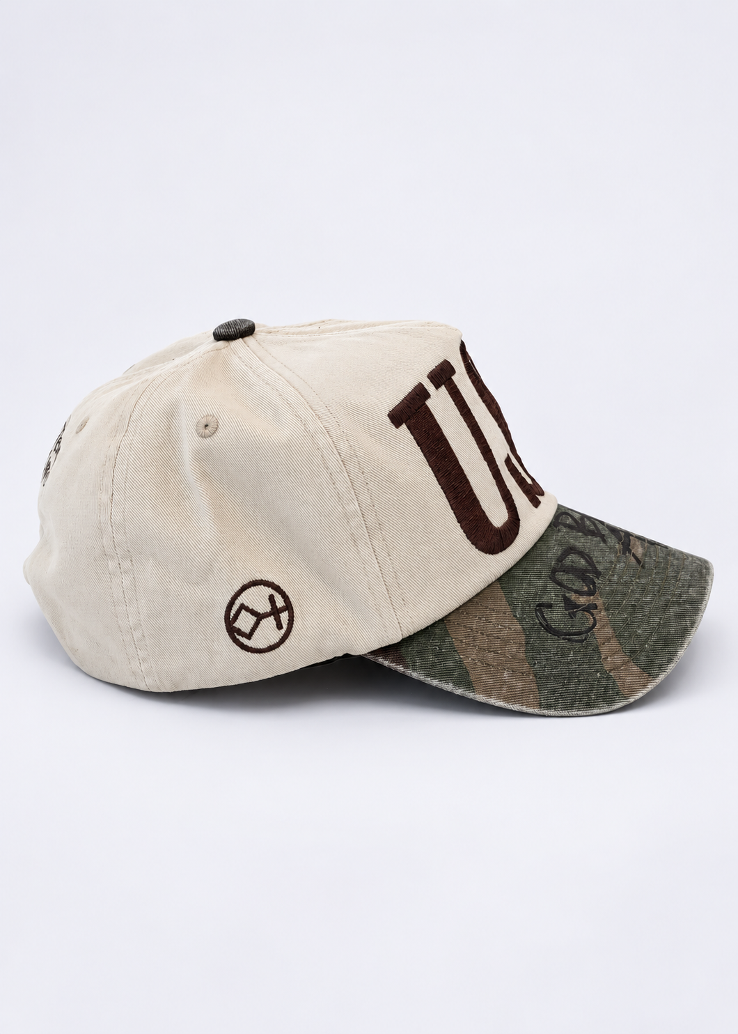 USA Offwhite w Camo Brim | Camo Range Cap