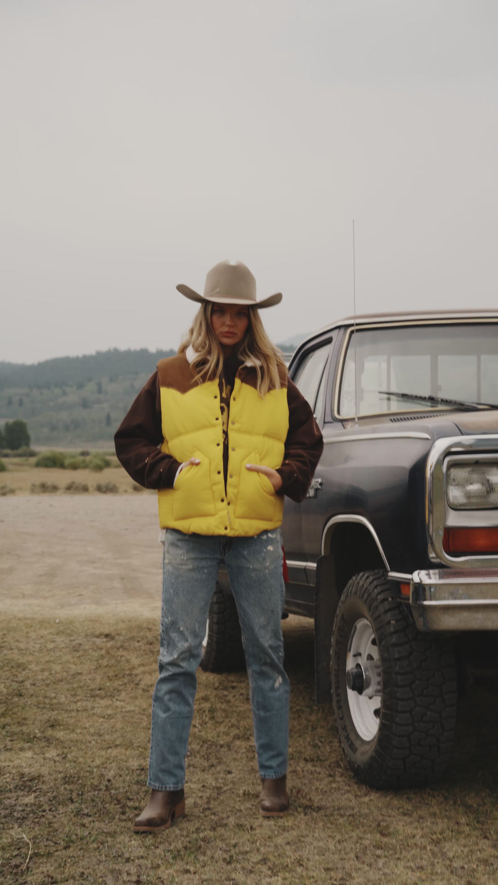 Yellow Puffer Vest (PREORDER) | The Icon Puffer